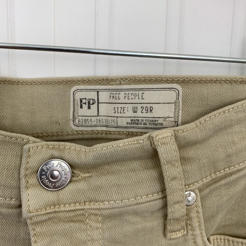 Host Pick💕💕Free People High Rise Skinny Jeans - Picture 6 of 6